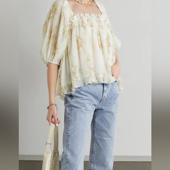 Ganni Tops - GANNI Floral Plissé Georgette Blouse with Puff Sleeves size 4